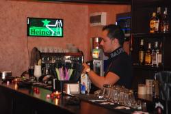 BAR ROBIN HOOD Bucuresti 15.jpg